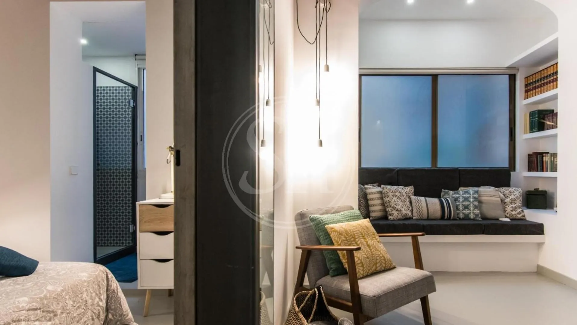 Acogedor Apartamento En El Eixample برشلونة