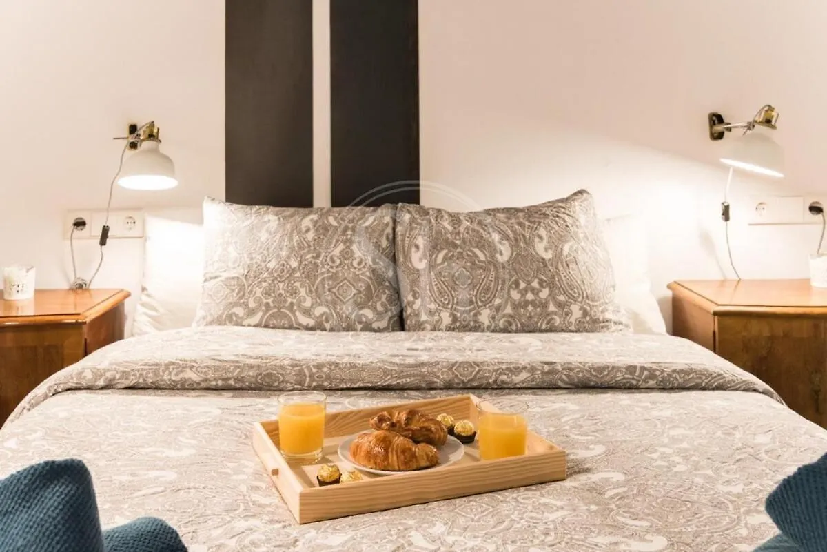 Acogedor Apartamento En El Eixample برشلونة شقة